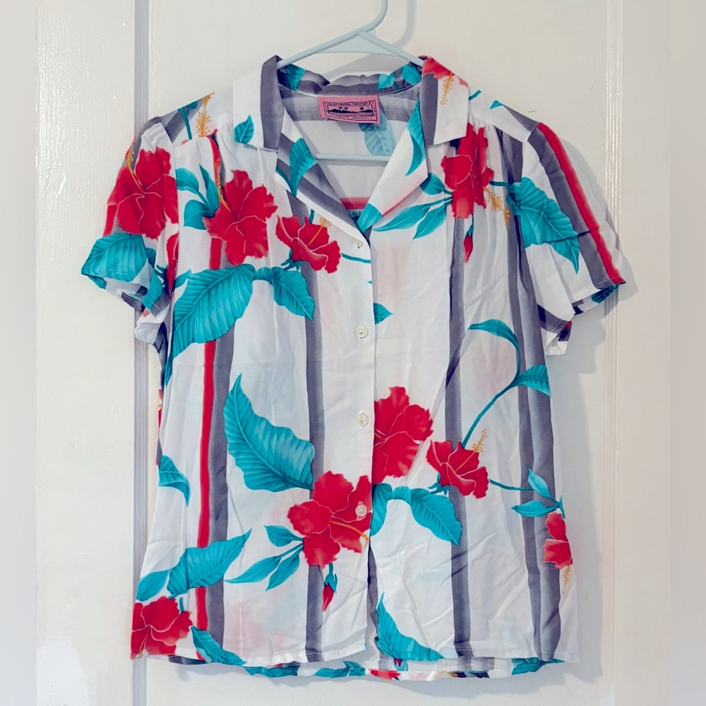 Beautiful Vintage 90s colorful California Shipment Hawaiian Summer SS Shirt L